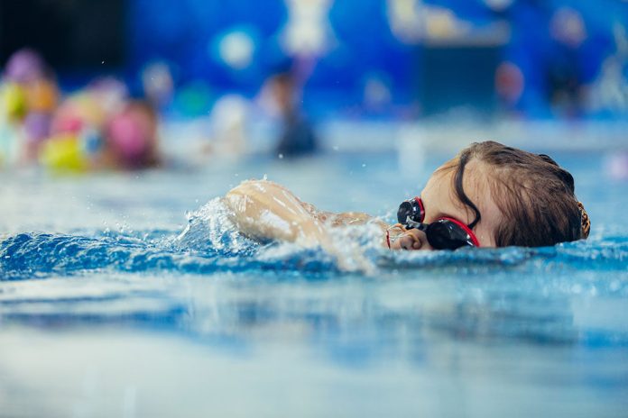 ora de sport la inot, program inot Sibiu, elevi clasele II-IV inot, extindere program sport, educatie fizica inot, elevi primar inot, elevi gimnaziu inot, program scolar Sibiu, Fodor Sibiu inot, sport in scoli, sanatate copii prin inot, lectii inot elevi, beneficiile inotului copii, siguranta in apa, dezvoltare armonioasa copii, activitate fizica elevi, prevenirea obezitatii copii, transport elevi la bazin, Aria Sibiu bazin inot, profesor sport inot, norma didactica inot, adaptare orar scolar, educatie incluziva prin inot, elevi clasa a II-a sport, elevi clasa a III-a sport, elevi clasa a IV-a sport, echilibru fizic copii, educatie alternativa sport, sedentarism combatut prin inot, programa sportiva Sibiu, sprijin autoritati educatie, cooperare scoli Sibiu, implicare parinti program, acord parinti participare, siguranta elevi bazin, instructori inot Sibiu, exercitii acvatice elevi, lectii supravietuire in apa, coordonare motorie inot, respiratie corecta copii, stimulare cognitiva sport, disciplina prin inot, motivatie elevi sport, orarul scolar Sibiu 2025, calendar scolar Sibiu, structura an scolar 2025-2026, module scolare Sibiu, vacante elevi Sibiu, saptamana verde Sibiu, scoala altfel inot, programe educationale Sibiu, educatie sportiva moderna, elevi invata inot, sport in bazin scoli, prevenirea accidentelor acvatice, sanatate publica prin sport, program inovativ Sibiu, sustinere elevi sport, proiect educatie fizica, elevi primar Sibiu, educatie prin sport, miscare in scoli, sport obligatoriu elevi, alternativa sala sport, recreere elevi Sibiu, competenta acvatica elevi, lectii inot optionale, cursuri inot gratuite, colaborare scoli si primarie, comunitate Sibiu educatie, oras Sibiu inot elevi, infrastructura sportiva Sibiu, dezvoltare comunitara sport, investitii educatie sport, Sibiu program inovator, elevi motivati sport, participare scolara program, profesorii de sport implicati, program adaptat copii mici, invatare prin joaca in apa, echipa profesori Sibiu, modernizare educatie fizica, Sibiu program unic Romania, inot ca materie sportiva, educatie sportiva sustenabila, parteneriate locale Sibiu, implicare comunitate in educatie, sprijin familie elevi, sanatatea elevilor prioritate, sport si dezvoltare, viata activa copii, activitati acvatice scolare, sport pentru toti elevii, formare obiceiuri sanatoase, miscare pentru sanatate, educatie moderna Sibiu, program scolar inovator.